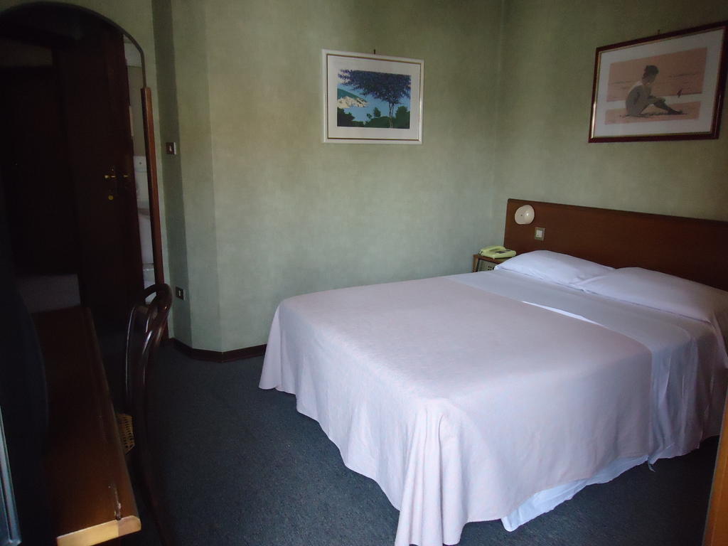 Hotel De La Ville Central Latina Zewnętrze zdjęcie